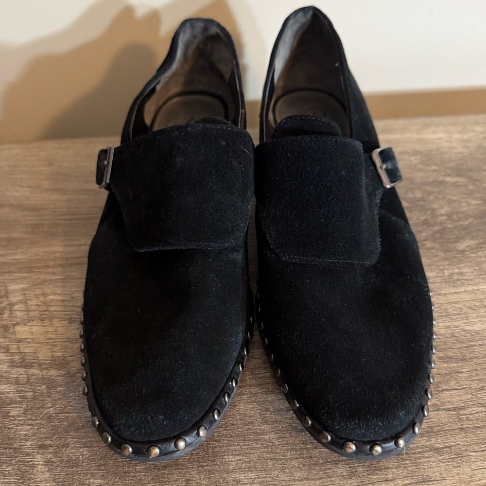 Adrianna Papell Black Suede Studded Shoes Women’s Size 8.5 Studs & Buckle Detail - Picture 2 of 12